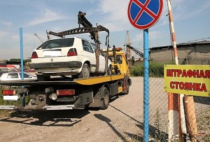 Организация может забрать свой автомобиль со штрафстоянки, даже если совершивший нарушение водитель ее еще не оплатил